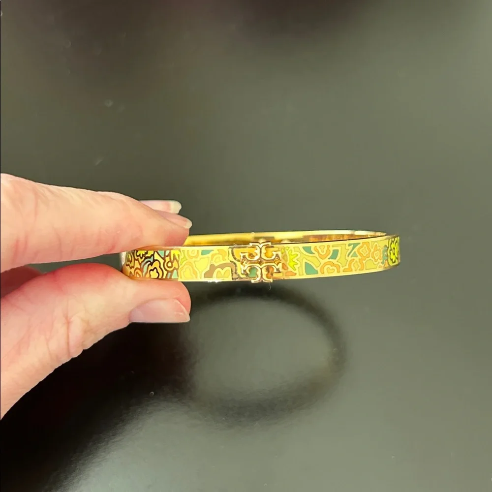 Tory Burch NWT Kira Blossom Ground-Off Enamel 7mm Bracelet MSRP $178